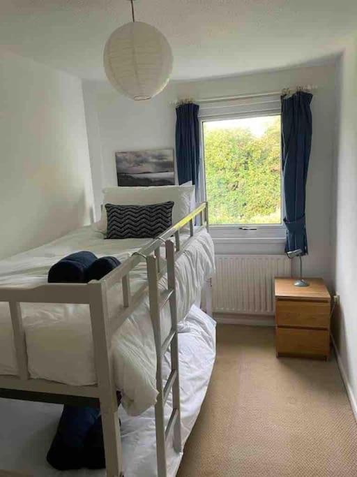 Cosy Coastal - 5 Mins Walk From The Holiday home *