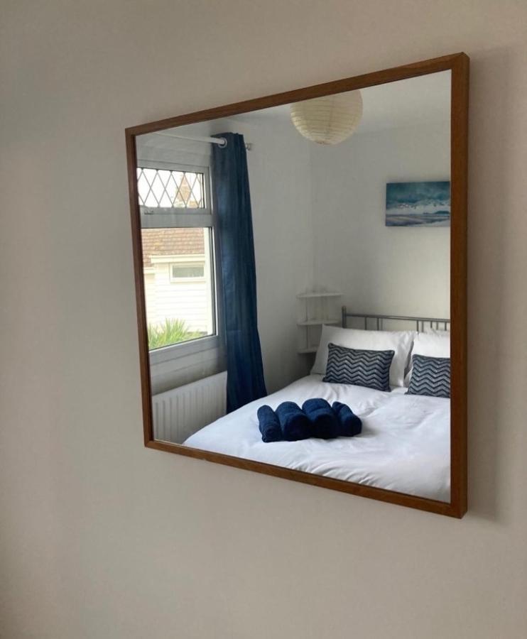 Cosy Coastal - 5 Mins Walk From The Port-Eynon